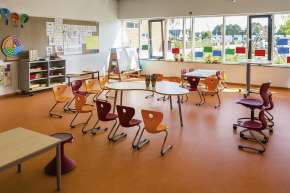 Dynamic cantilever chair with comfortable seat shell.